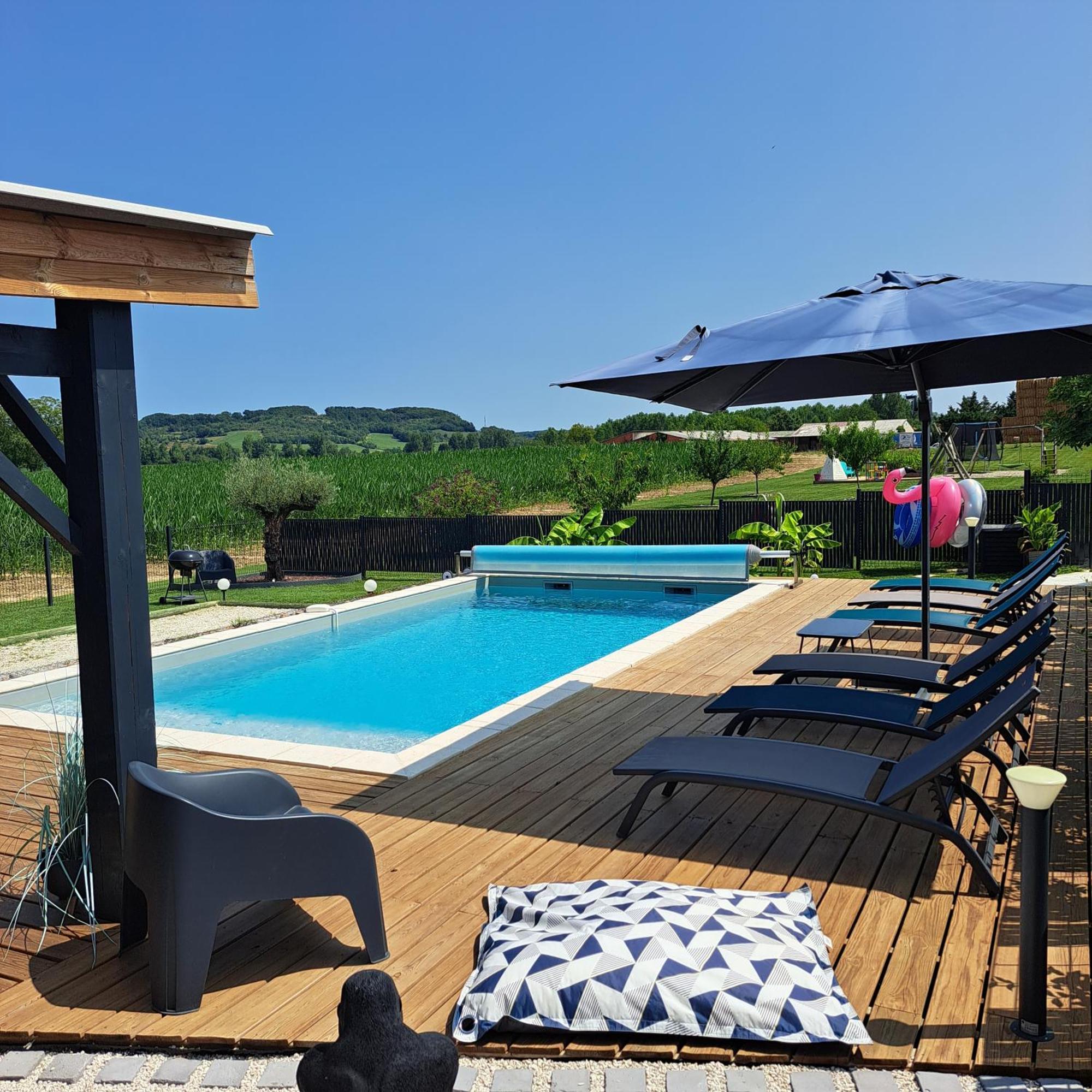 Вилла Le Domaine Vesque Saint-Pierre-de-Clairac Экстерьер фото